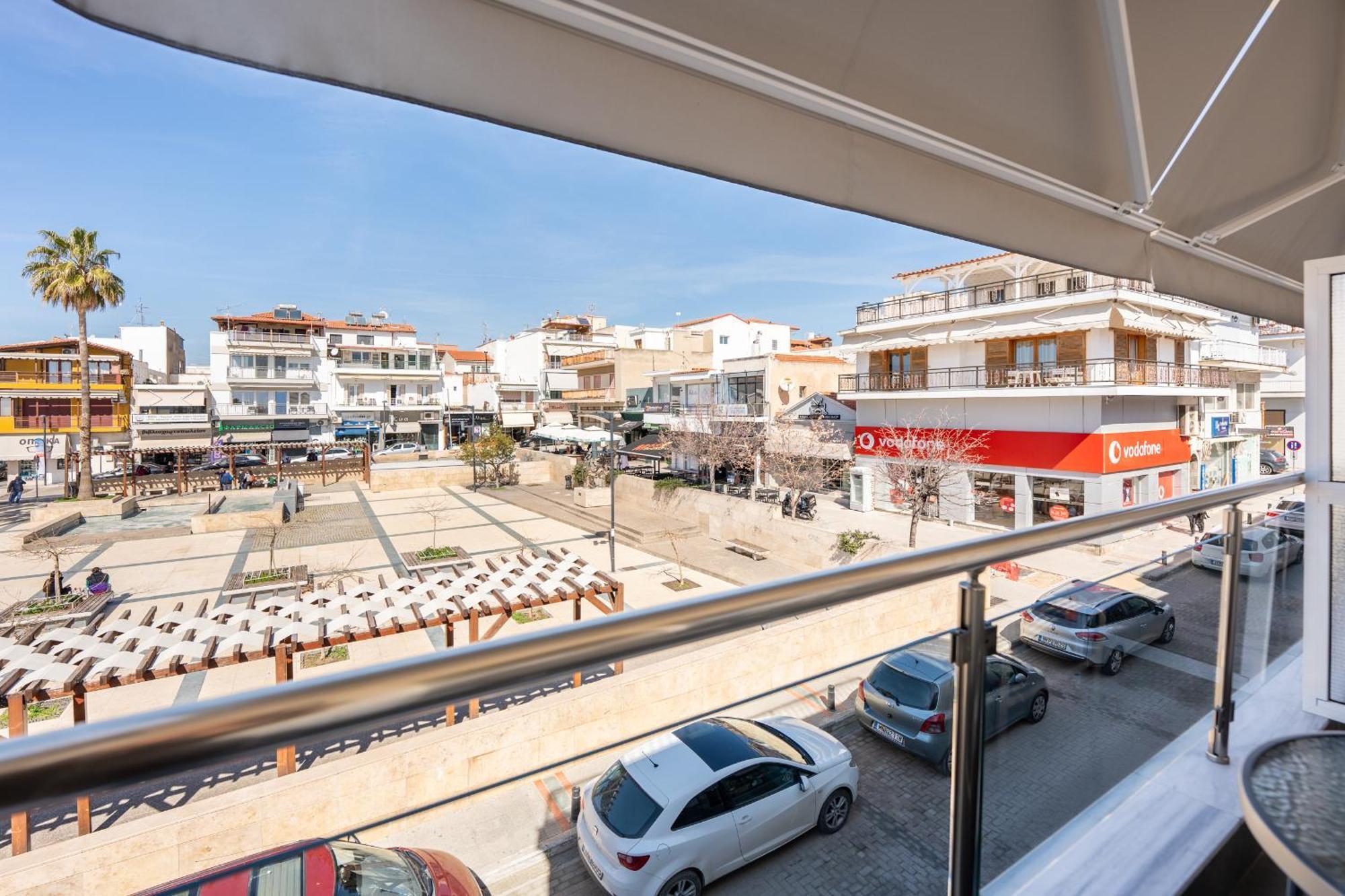 Centralviewsuites Nea Moudania Exterior photo
